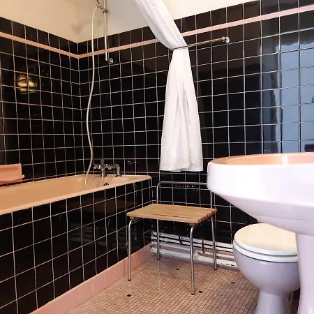 Hotel L'auberge De 2*