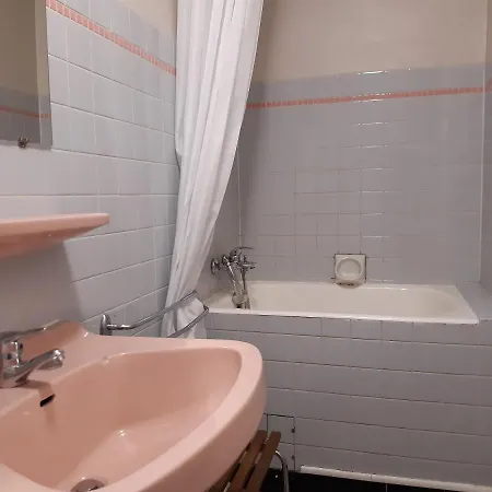 Hotel L'auberge De 2*