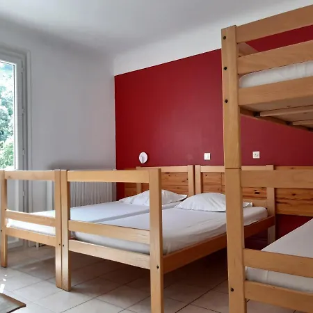 Hotel L'auberge De 2*