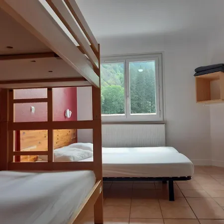 L'auberge De 2* غافارني