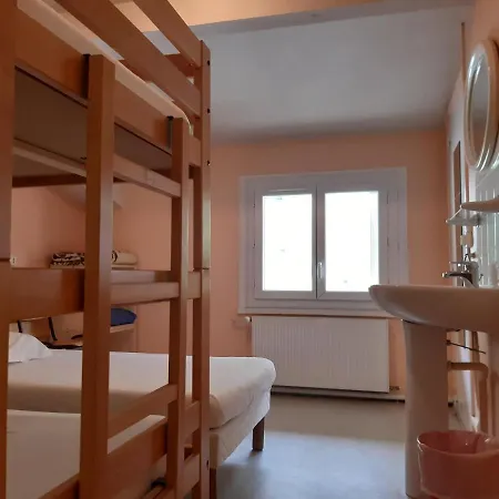 L'auberge De فندق غافارني